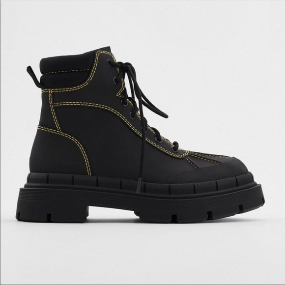 Zara | Low Heel Rubberized Lug Sole Ankle Combat Boots Size 6 NEW - Picture 1 of 10